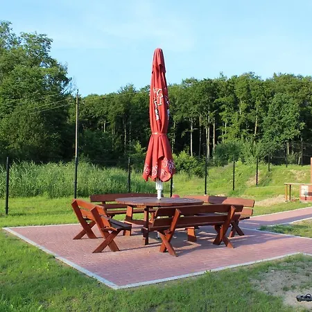 Alojamento de Acomodação e Pequeno-almoço Bukowa Przystan