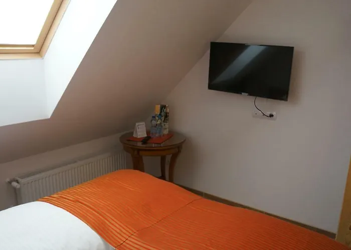 Bed and breakfast Bukowa Przystan 4*